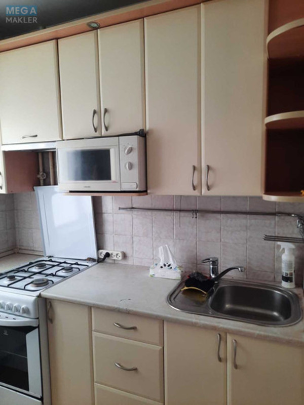 Оренда 2 кімнатної квартири, <a class="location-link" href="/kiev/" title="Недвижимость Київ">Київ</a>, <a class="location-link" href="/kiev/svyatoshinskij/" title="Недвижимость Святошинський район">Святошинський р-н</a>, Якуба Коласа вул., 21 (изображение 1)
