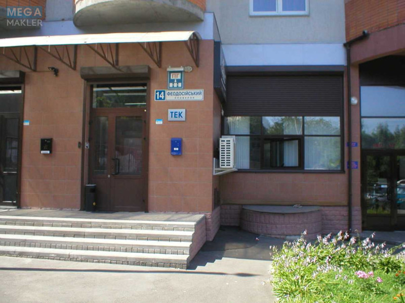 Оренда комерційної нерухомості, 106&nbsp;кв.м, под склад, <a class="location-link" href="/kiev/" title="Недвижимость Київ">Київ</a>, <a class="location-link" href="/kiev/goloseevskij/" title="Недвижимость Голосіївський район">Голосіївський р-н</a>, Феодосийский пер., 14 (изображение 1)