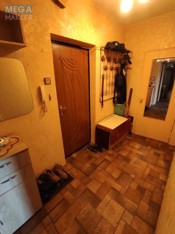 Продаж 2 кімнатної квартири (54/40/8), 8 пов. 9 пов. будинку, <a class="location-link" href="/dnepropetrovsk/" title="Недвижимость Дніпра">Дніпро</a>, Топол3, 13 (изображение 1)