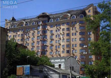 Продаж 6 кімнатної квартири (210,8/129/?), 2 пов. 11 пов. будинку