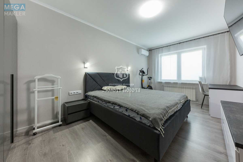 Продаж 3 кімнатної квартири (93,1/46,8/14), 19 пов. 22 пов. будинку, <a class="location-link" href="/kiev/" title="Недвижимость Київ">Київ</a>, <a class="location-link" href="/kiev/darnickij/" title="Недвижимость Дарницький район">Дарницький р-н</a>, Урлівська вул., 30 (изображение 1)