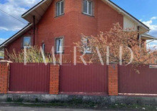 Продаж дома, 2&nbsp;поверху, 218&nbsp;кв.м, 4&nbsp;кімнати, ділянка 7&nbsp;соток
