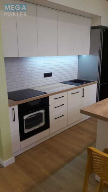 Оренда 2 кімнатної квартири, <a class="location-link" href="/kiev/" title="Недвижимость Київ">Київ</a>, <a class="location-link" href="/kiev/dneprovskij/" title="Недвижимость Дніпровський район">Дніпровський р-н</a>, Краківська вул., 27а (изображение 1)
