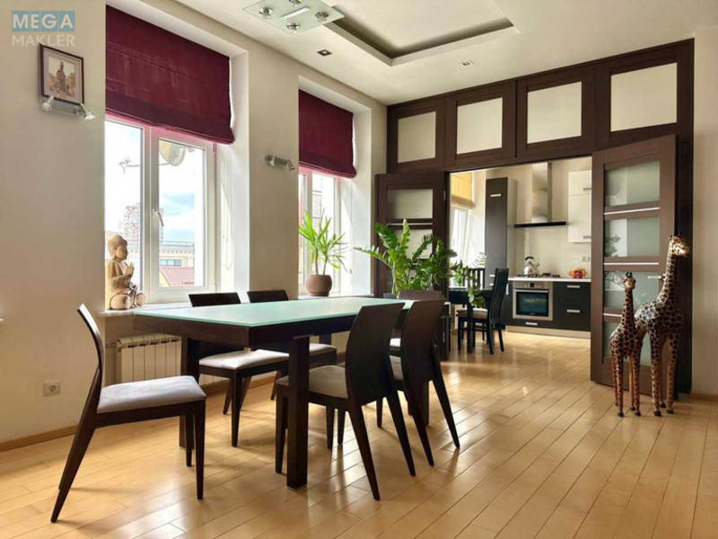 Продаж 3 кімнатної квартири (93,6/66/10,3), 5 пов. 5 пов. будинку, <a class="location-link" href="/kiev/" title="Недвижимость Київ">Київ</a>, <a class="location-link" href="/kiev/pecherskij/" title="Недвижимость Печерський район">Печерський р-н</a>, Князів Острозьких, 5/2Б (изображение 1)