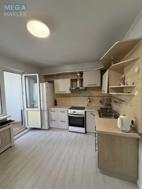 Продаж 2 кімнатної квартири (73/?/?), 13 пов. 22 пов. будинку, <a class="location-link" href="/kiev/" title="Недвижимость Київ">Київ</a>, <a class="location-link" href="/kiev/darnickij/" title="Недвижимость Дарницький район">Дарницький р-н</a>, Урлівська вул., 17 (изображение 1)