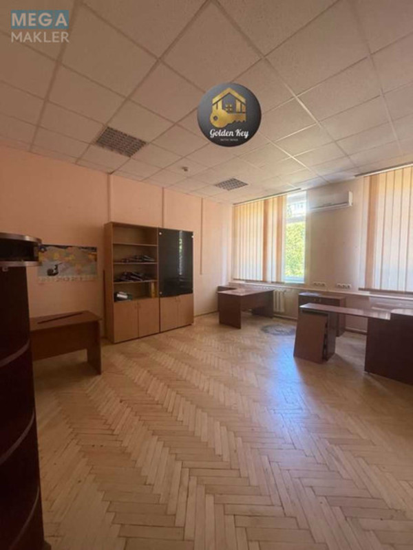 Оренда комерційної нерухомості, 33,60&nbsp;кв.м, под офис, <a class="location-link" href="/kiev/" title="Недвижимость Київ">Київ</a>, <a class="location-link" href="/kiev/pecherskij/" title="Недвижимость Печерський район">Печерський р-н</a>, Євгена Коновальця вул., 31 (изображение 1)