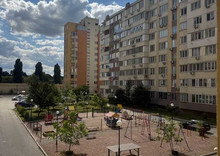 Новобудова, 10 поверхів