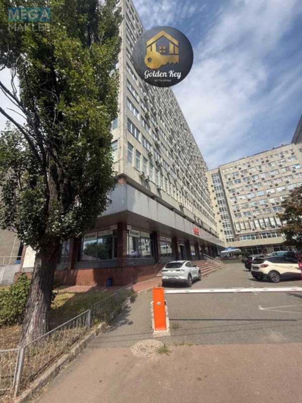 Продаж комерційної нерухомості, 39,70&nbsp;кв.м, под офис, <a class="location-link" href="/kiev/" title="Недвижимость Київ">Київ</a>, <a class="location-link" href="/kiev/dneprovskij/" title="Недвижимость Дніпровський район">Дніпровський р-н</a>, Євгена Сверстюка вул., 11 (изображение 1)