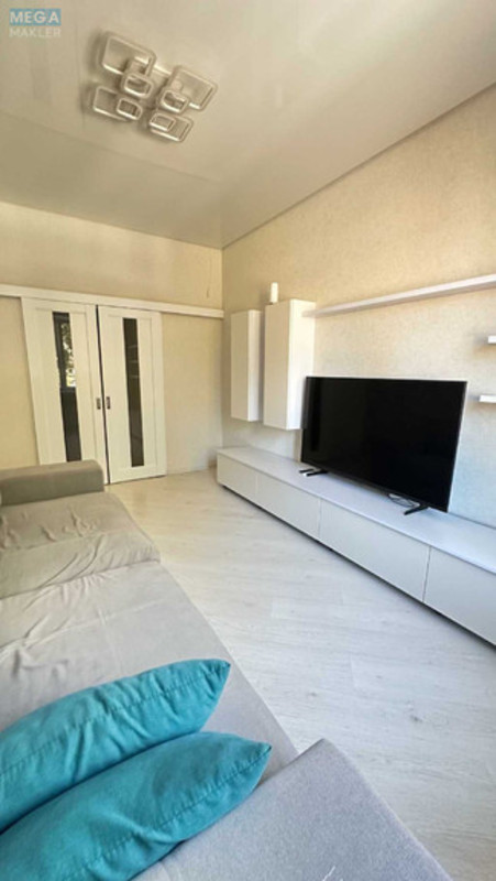 Продаж 2 кімнатної квартири (55/34/8,6), 2 пов. 2 пов. будинку, <a class="location-link" href="/kiev/" title="Недвижимость Київ">Київ</a>, <a class="location-link" href="/kiev/shevchenkovskij/" title="Недвижимость Шевченківський район">Шевченківський р-н</a>, Академіка Грекова вул., 5 (изображение 1)