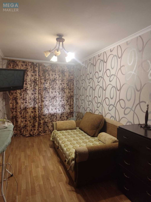 Оренда 3 кімнатної квартири, <a class="location-link" href="/kiev/" title="Недвижимость Київ">Київ</a>, <a class="location-link" href="/kiev/svyatoshinskij/" title="Недвижимость Святошинський район">Святошинський р-н</a>, Зодчих ул. (изображение 1)