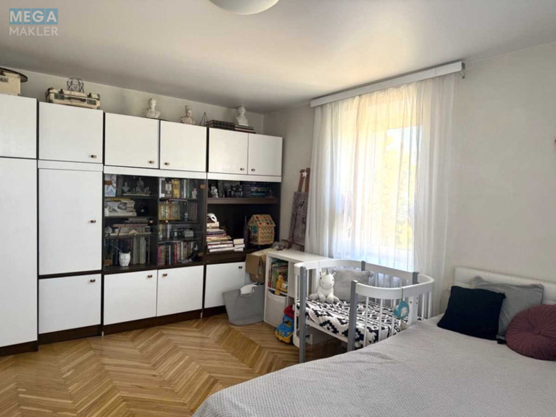 Продаж 1 кімнатної квартири (36,5/20/7), 5 пов. 5 пов. будинку, <a class="location-link" href="/kiev/" title="Недвижимость Київ">Київ</a>, <a class="location-link" href="/kiev/shevchenkovskij/" title="Недвижимость Шевченківський район">Шевченківський р-н</a>, Уссурийская ул., 6 (изображение 1)
