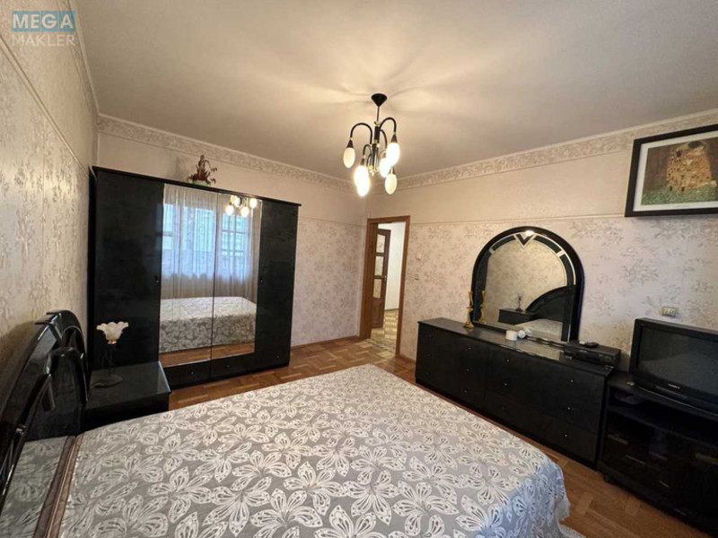 Оренда 3 кімнатної квартири, <a class="location-link" href="/kiev/" title="Недвижимость Київ">Київ</a>, <a class="location-link" href="/kiev/darnickij/" title="Недвижимость Дарницький район">Дарницький р-н</a>, Бориса Гмыри ул., 5 (изображение 1)
