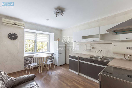 Продаж 2 кімнатної квартири (88,4/39,9/13,9), 1 пов. 14 пов. будинку, <a class="location-link" href="/kiev/" title="Недвижимость Київ">Київ</a>, <a class="location-link" href="/kiev/podolskij/" title="Недвижимость Подільський район">Подільський р-н</a>, Осиповського вул., 9 (изображение 1)