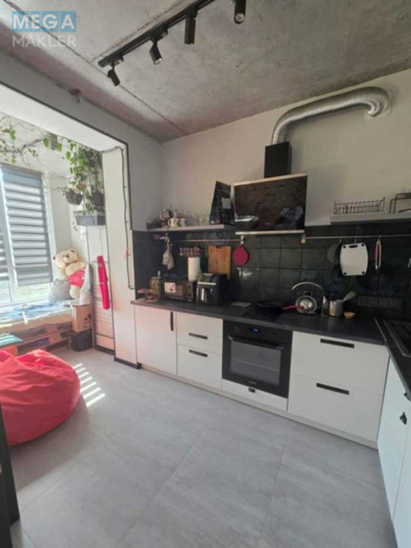 Продаж 3 кімнатної квартири (66/39/12), 3 пов. 10 пов. будинку, <a class="location-link" href="/sofievskaya-borshagovka/" title="Недвижимость Софіївська Борщагівка">Софіївська Борщагівка</a>, Небесної сотні, 34/2 (изображение 1)