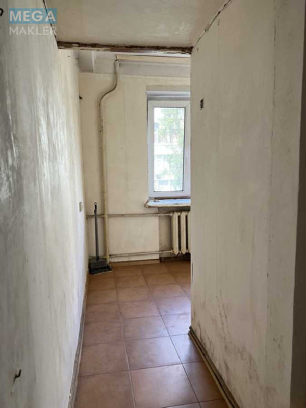 Продаж 2 кімнатної квартири (44/29/7), 4 пов. 10 пов. будинку, <a class="location-link" href="/kiev/" title="Недвижимость Київ">Київ</a>, <a class="location-link" href="/kiev/pecherskij/" title="Недвижимость Печерський район">Печерський р-н</a>, Лесі Українки бульв., 28 (изображение 1)