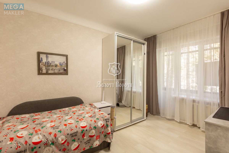 Продаж 2 кімнатної квартири (41,7/26,6/5,8), 3 пов. 4 пов. будинку, <a class="location-link" href="/kiev/" title="Недвижимость Київ">Київ</a>, <a class="location-link" href="/kiev/goloseevskij/" title="Недвижимость Голосіївський район">Голосіївський р-н</a>, Науки просп., 78 (изображение 1)
