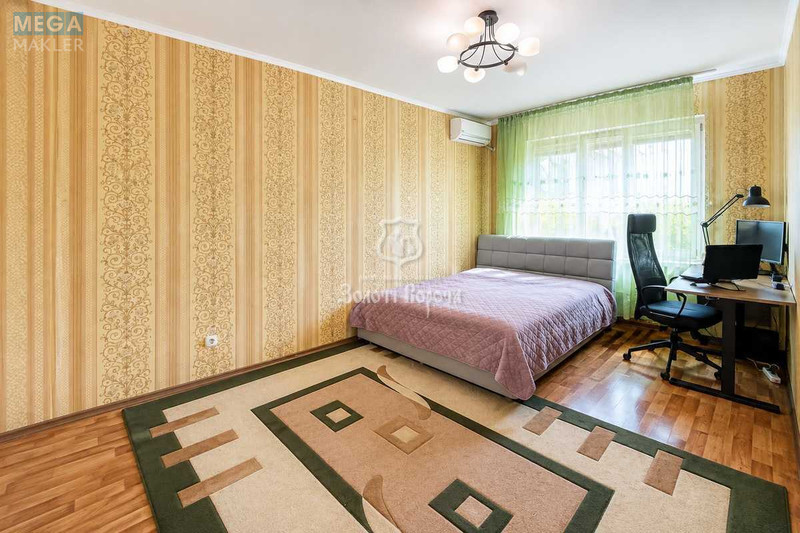 Продаж 2 кімнатної квартири (63,3/31,7/11,6), 10 пов. 14 пов. будинку, <a class="location-link" href="/kiev/" title="Недвижимость Київ">Київ</a>, <a class="location-link" href="/kiev/goloseevskij/" title="Недвижимость Голосіївський район">Голосіївський р-н</a>, Михайла Максимовича вул., 7 (изображение 1)