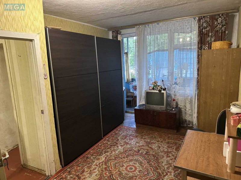 Оренда 1 кімнатної квартири, <a class="location-link" href="/kiev/" title="Недвижимость Київ">Київ</a>, <a class="location-link" href="/kiev/desnyanskij/" title="Недвижимость Деснянський район">Деснянський р-н</a>, Лісовий просп., 8 (изображение 1)