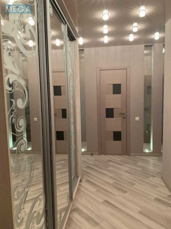 Продаж 1 кімнатної квартири (43,2/17/9,5), 18 пов. 25 пов. будинку, <a class="location-link" href="/kiev/" title="Недвижимость Київ">Київ</a>, <a class="location-link" href="/kiev/darnickij/" title="Недвижимость Дарницький район">Дарницький р-н</a>, Елизаветы Чавдар ул., 28 (изображение 1)