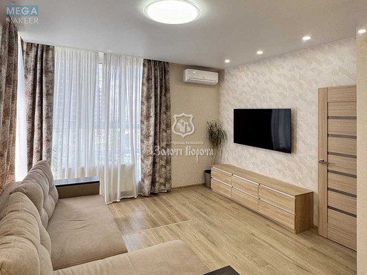 Продаж 1 кімнатної квартири (35,2/17,3/9,4), 9 пов. 23 пов. будинку, <a class="location-link" href="/kiev/" title="Недвижимость Київ">Київ</a>, <a class="location-link" href="/kiev/darnickij/" title="Недвижимость Дарницький район">Дарницький р-н</a>, Харківське шосе, 190 (изображение 1)