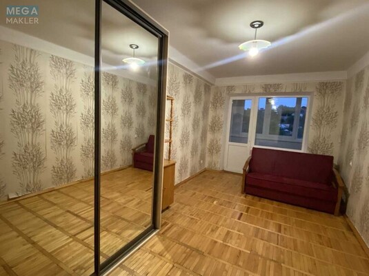 Оренда 3 кімнатної квартири, <a class="location-link" href="/kiev/" title="Недвижимость Київ">Київ</a>, <a class="location-link" href="/kiev/podolskij/" title="Недвижимость Подільський район">Подільський р-н</a>, Кирилівська вул., 117 (изображение 1)