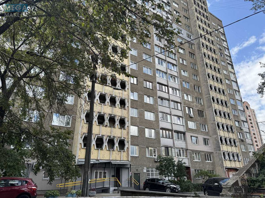 Продаж 3 кімнатної квартири (73/42/8), 3 пов. 16 пов. будинку, <a class="location-link" href="/kiev/" title="Недвижимость Київ">Київ</a>, <a class="location-link" href="/kiev/solomenskij/" title="Недвижимость Солом'янський район">Солом'янський р-н</a>, Вадима Гетьмана вул., 40 (изображение 1)