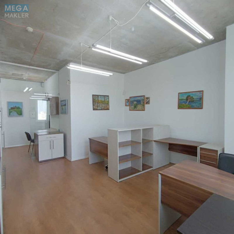Оренда комерційної нерухомості, 80&nbsp;кв.м, под офис, <a class="location-link" href="/kiev/" title="Недвижимость Київ">Київ</a>, <a class="location-link" href="/kiev/darnickij/" title="Недвижимость Дарницький район">Дарницький р-н</a>, Елизаветы Чавдар ул., 1 (изображение 1)