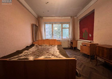 Продаж 2 кімнатної квартири (47/30/6), 1 пов. 5 пов. будинку