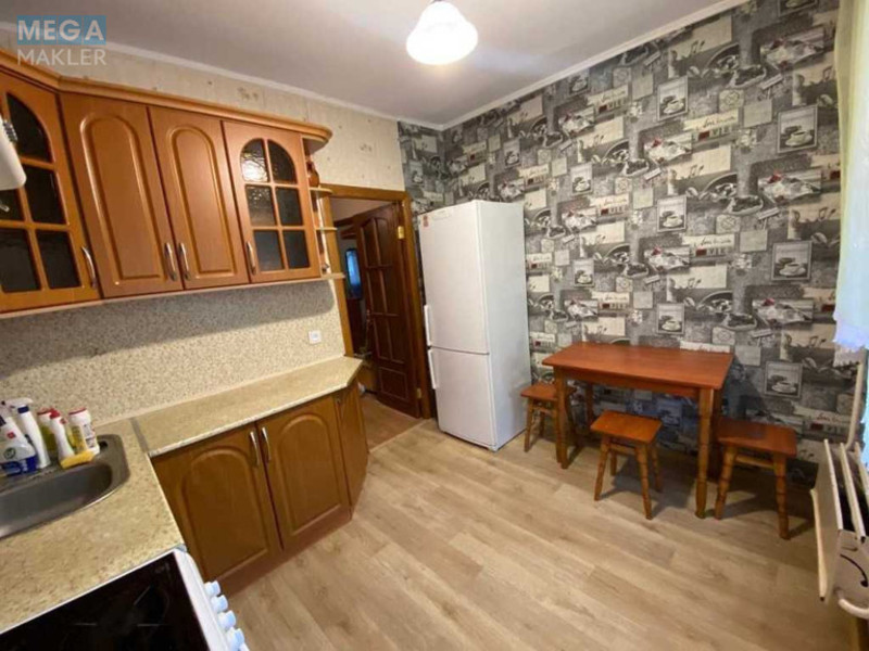 Оренда 3 кімнатної квартири, <a class="location-link" href="/kiev/" title="Недвижимость Київ">Київ</a>, <a class="location-link" href="/kiev/goloseevskij/" title="Недвижимость Голосіївський район">Голосіївський р-н</a>, Академіка Заболотного вул., 96 (изображение 1)