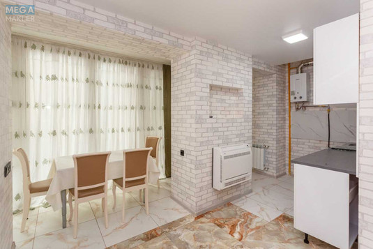 Продаж 2 кімнатної квартири (45/33/6), 2 пов. 5 пов. будинку, <a class="location-link" href="/kiev/" title="Недвижимость Київ">Київ</a>, <a class="location-link" href="/kiev/shevchenkovskij/" title="Недвижимость Шевченківський район">Шевченківський р-н</a>, Бульварно-Кудрявська вул., 39/11 (изображение 1)