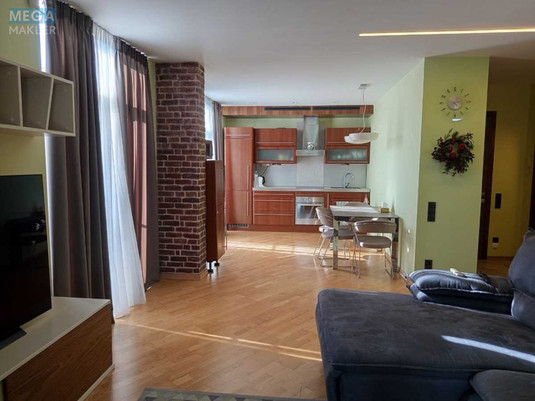 Продаж 4 кімнатної квартири (112/62/35), 9 пов. 10 пов. будинку, <a class="location-link" href="/kiev/" title="Недвижимость Київ">Київ</a>, <a class="location-link" href="/kiev/dneprovskij/" title="Недвижимость Дніпровський район">Дніпровський р-н</a>, Регенераторна вул., 4 (изображение 1)