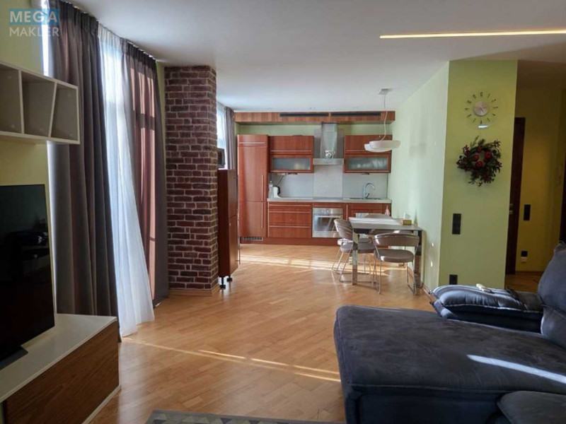 Продаж 4 кімнатної квартири (112/62/35), 9 пов. 10 пов. будинку, <a class="location-link" href="/kiev/" title="Недвижимость Київ">Київ</a>, <a class="location-link" href="/kiev/dneprovskij/" title="Недвижимость Дніпровський район">Дніпровський р-н</a>, Регенераторна вул., 4 (изображение 1)