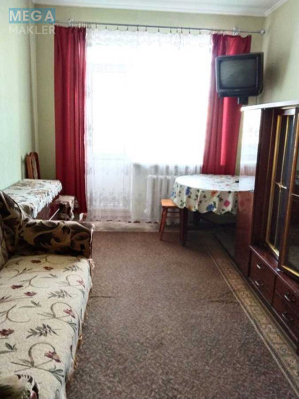 Продаж 1 кімнатної квартири (26/16/5), 4 пов. 5 пов. будинку, <a class="location-link" href="/kiev/" title="Недвижимость Київ">Київ</a>, <a class="location-link" href="/kiev/solomenskij/" title="Недвижимость Солом'янський район">Солом'янський р-н</a>, Повітряних Сил просп., 51 (изображение 1)