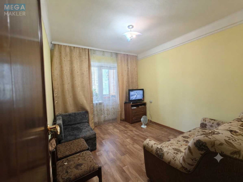 Оренда 2 кімнатної квартири, <a class="location-link" href="/kiev/" title="Недвижимость Київ">Київ</a>, <a class="location-link" href="/kiev/dneprovskij/" title="Недвижимость Дніпровський район">Дніпровський р-н</a>, Амвросія Бучми вул., 4 (изображение 1)