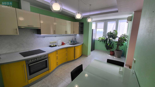 Оренда 4 кімнатні квартири, <a class="location-link" href="/kiev/" title="Недвижимость Київ">Київ</a>, <a class="location-link" href="/kiev/dneprovskij/" title="Недвижимость Дніпровський район">Дніпровський р-н</a>, Микільсько-Слобідська вул., 6В (изображение 1)