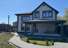 Продаж дома, 2&nbsp;поверху, 248&nbsp;кв.м, 5&nbsp;кімнат, ділянка 10&nbsp;соток