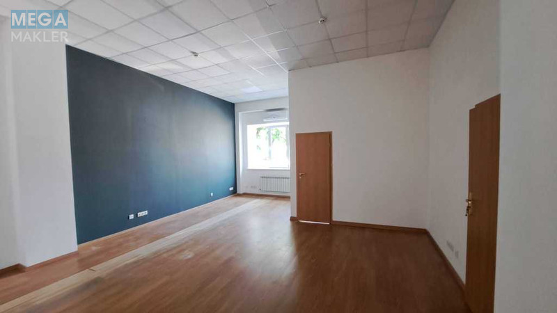 Оренда комерційної нерухомості, 58&nbsp;кв.м, под офис, <a class="location-link" href="/kiev/" title="Недвижимость Київ">Київ</a>, <a class="location-link" href="/kiev/dneprovskij/" title="Недвижимость Дніпровський район">Дніпровський р-н</a>, Евгения Сверстюка ул., 11 (изображение 1)