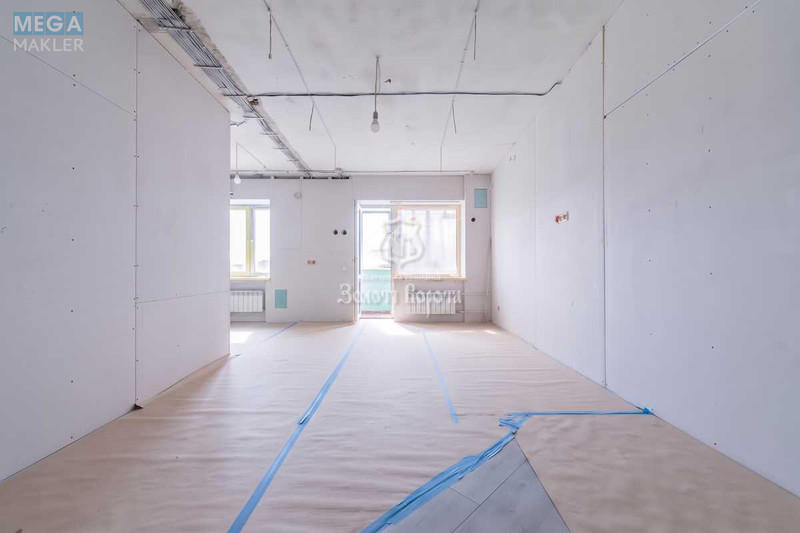 Продаж 2 кімнатної квартири (44/25/8), 5 пов. 5 пов. будинку, <a class="location-link" href="/kiev/" title="Недвижимость Київ">Київ</a>, <a class="location-link" href="/kiev/darnickij/" title="Недвижимость Дарницький район">Дарницький р-н</a>, Привокзальна вул., 10/1 (изображение 1)