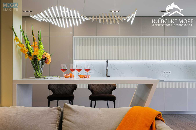 Продаж 5 кімнатної квартири (168/?/17), 22 пов. 25 пов. будинку, <a class="location-link" href="/kiev/" title="Недвижимость Київ">Київ</a>, <a class="location-link" href="/kiev/dneprovskij/" title="Недвижимость Дніпровський район">Дніпровський р-н</a>, Воскресенська вул., 18 (изображение 1)