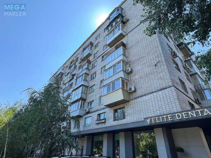 Оренда 2 кімнатної квартири, <a class="location-link" href="/kiev/" title="Недвижимость Київ">Київ</a>, <a class="location-link" href="/kiev/pecherskij/" title="Недвижимость Печерський район">Печерський р-н</a>, Івана Мазепи вул., 24 (изображение 1)