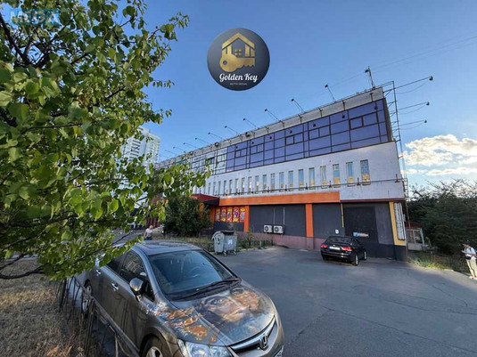 Продаж комерційної нерухомості, 15,60&nbsp;кв.м, <a class="location-link" href="/kiev/" title="Недвижимость Київ">Київ</a>, <a class="location-link" href="/kiev/darnickij/" title="Недвижимость Дарницький район">Дарницький р-н</a>, Олександра Кошиця вул., 1/38 (изображение 1)