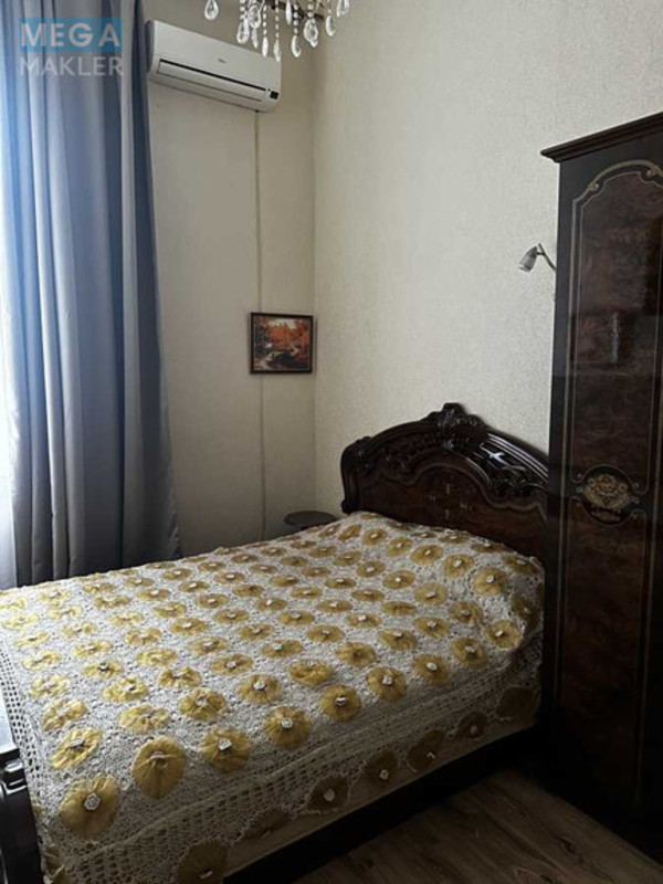 Оренда 2 кімнатної квартири, <a class="location-link" href="/kiev/" title="Недвижимость Київ">Київ</a>, <a class="location-link" href="/kiev/pecherskij/" title="Недвижимость Печерський район">Печерський р-н</a>, Круглоуніверситетська вул., 14 (изображение 1)