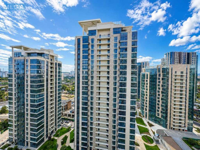 Новобудова, 24 поверхів, <a class="location-link" href="/kiev/" title="Недвижимость Київ">Київ</a>, <a class="location-link" href="/kiev/pecherskij/" title="Недвижимость Печерський район">Печерський р-н</a>, Андрія Верхогляда вул., 8 (изображение 1)