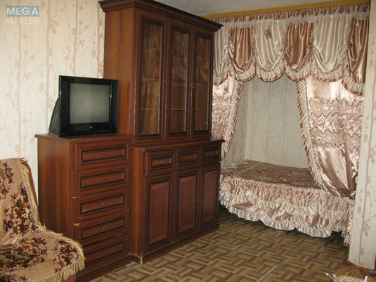 Продаж 1 кімнатної квартири (30/16/5,1), 7 пов. 9 пов. будинку, <a class="location-link" href="/kiev/" title="Недвижимость Київ">Київ</a>, <a class="location-link" href="/kiev/darnickij/" title="Недвижимость Дарницький район">Дарницький р-н</a>, Бориспольская ул. (изображение 1)