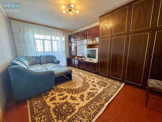 Оренда 3 кімнатної квартири, <a class="location-link" href="/kiev/" title="Недвижимость Київ">Київ</a>, <a class="location-link" href="/kiev/desnyanskij/" title="Недвижимость Деснянський район">Деснянський р-н</a>, Володимира Маяковського просп., 65 (изображение 1)