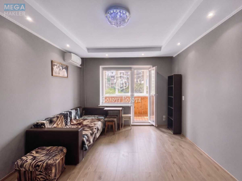 Продаж 3 кімнатної квартири (76/41,6/8), 3 пов. 16 пов. будинку, <a class="location-link" href="/kiev/" title="Недвижимость Київ">Київ</a>, <a class="location-link" href="/kiev/desnyanskij/" title="Недвижимость Деснянський район">Деснянський р-н</a>, Марини Цвєтаєвої вул., 12 (изображение 1)