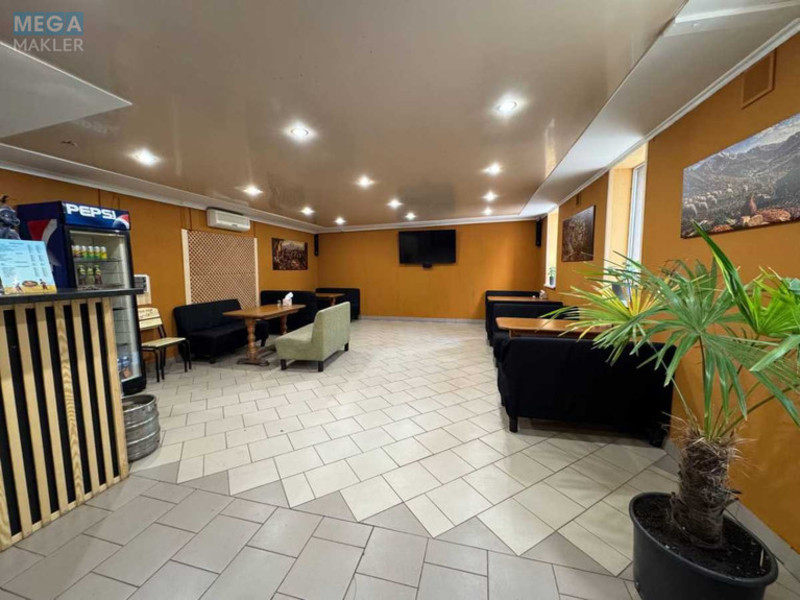 Продаж комерційної нерухомості, 94&nbsp;кв.м, <a class="location-link" href="/kiev/" title="Недвижимость Київ">Київ</a>, <a class="location-link" href="/kiev/svyatoshinskij/" title="Недвижимость Святошинський район">Святошинський р-н</a>, Картвелішвілі вул., 7/2 (изображение 1)
