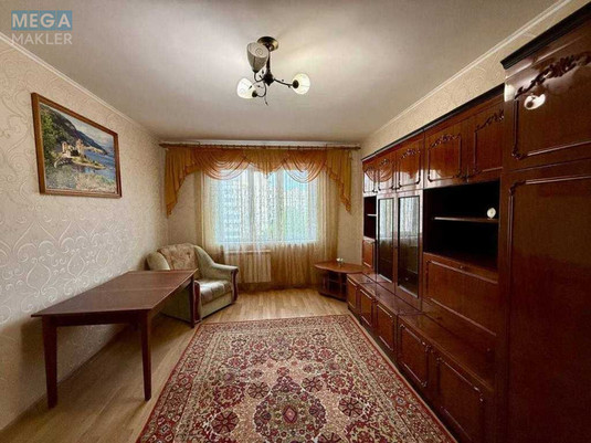 Продаж 1 кімнатної квартири (36,8/19/7,6), 7 пов. 9 пов. будинку, <a class="location-link" href="/kiev/" title="Недвижимость Київ">Київ</a>, <a class="location-link" href="/kiev/svyatoshinskij/" title="Недвижимость Святошинський район">Святошинський р-н</a>, Академика Ефремова ул., 15 (изображение 1)