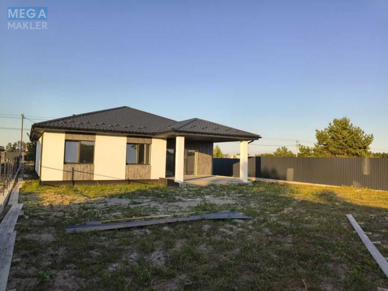 Продаж дома, 1&nbsp; поверх, 130&nbsp;кв.м, 4&nbsp;кімнати, ділянка 9&nbsp;соток, <a class="location-link" href="/putrovka/" title="Недвижимость Путрівка">Путрівка</a>, Короленка (изображение 1)