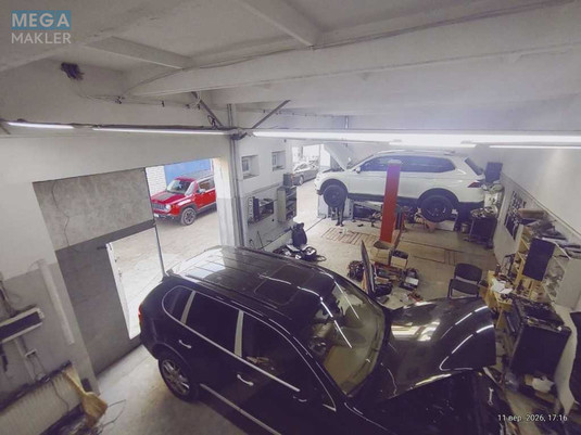 Продаж комерційної нерухомості, 205&nbsp;кв.м, <a class="location-link" href="/kiev/" title="Недвижимость Київ">Київ</a>, <a class="location-link" href="/kiev/desnyanskij/" title="Недвижимость Деснянський район">Деснянський р-н</a>, Пухівська вул., 2 (изображение 1)